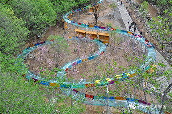 山西省陽泉市桃林溝景區玻璃水滑道